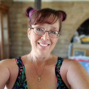 Meet your Posher, Marti